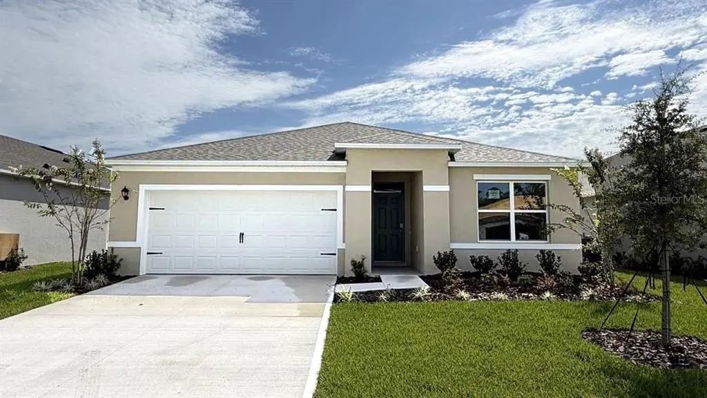 1012 Champion Rdg Drive, DAYTONA BEACH