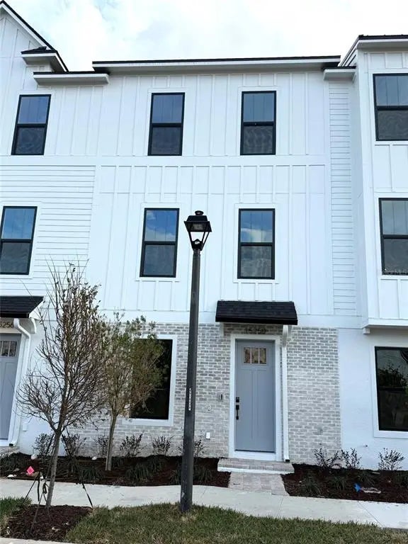 15250 Groveside Road, WINTER GARDEN