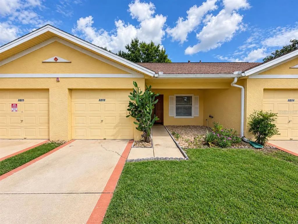 3213 Queen Palms Court, KISSIMMEE