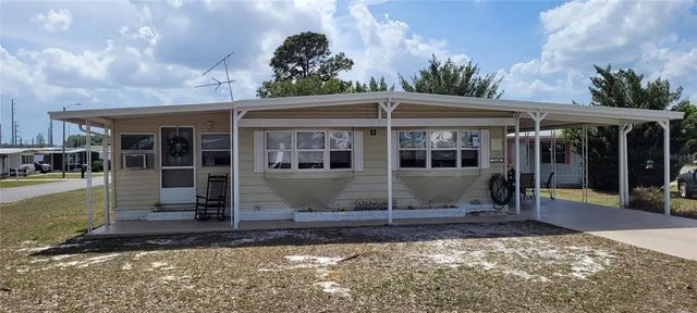 35138 Dale Avenue, ZEPHYRHILLS