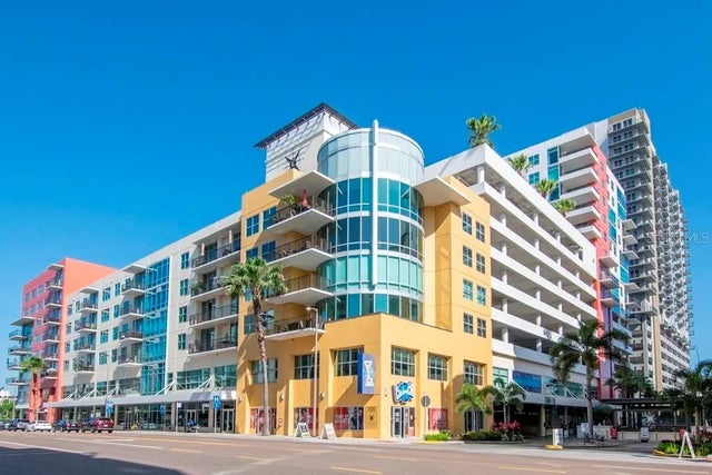 1120 E Kennedy Boulevard 318, TAMPA