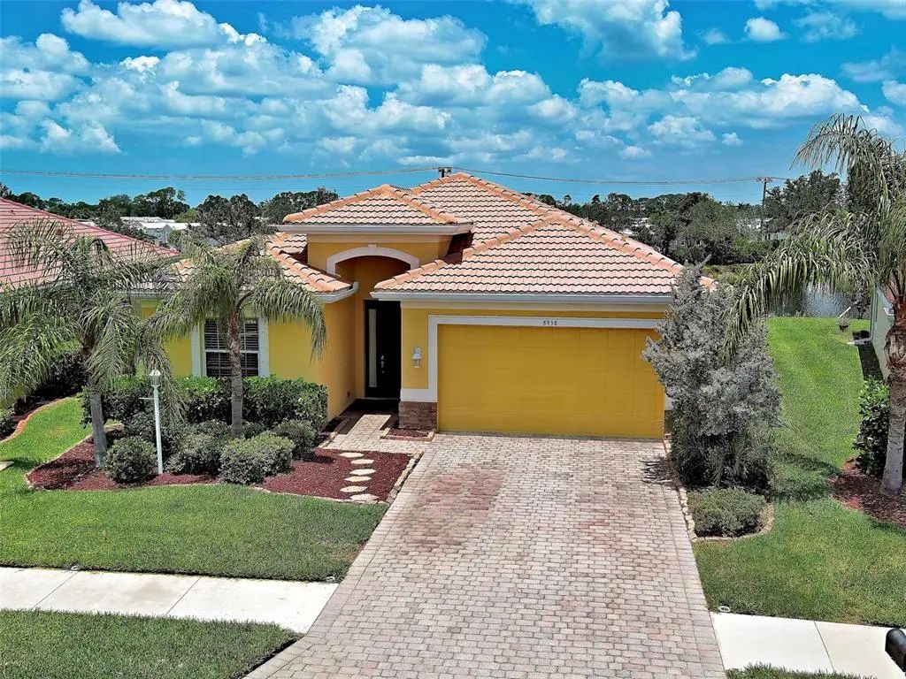 8938 Peregrine Way, NORTH PORT