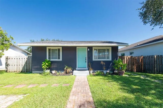 1153 55th Avenue N, ST PETERSBURG