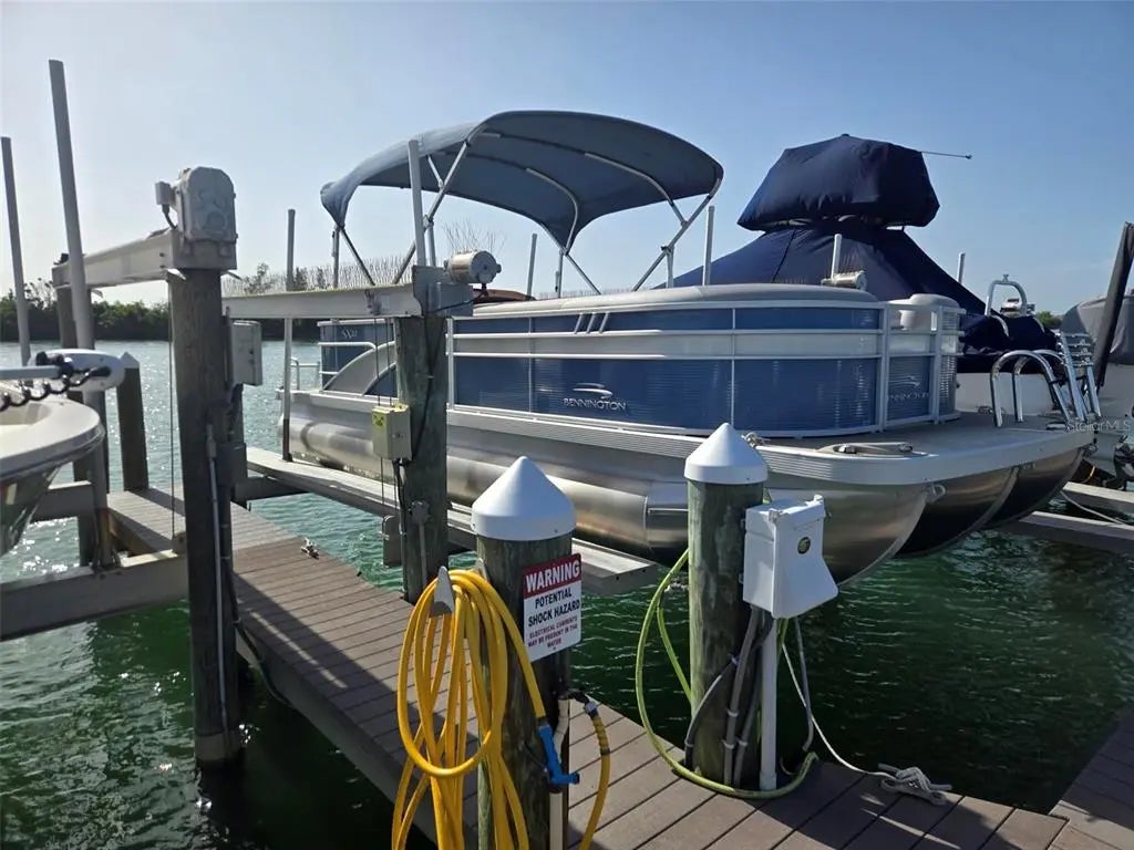 Photo of Listing #D6143183