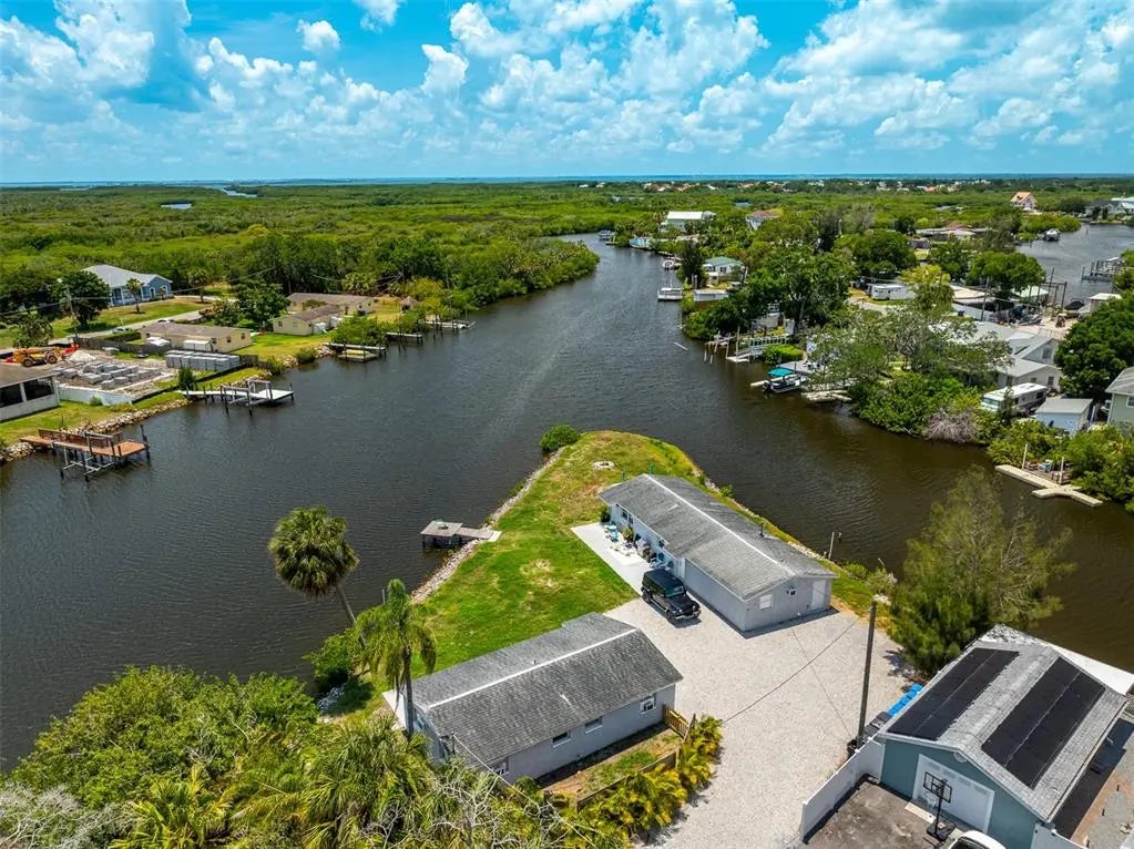 8820 Rocky Creek Drive, TAMPA