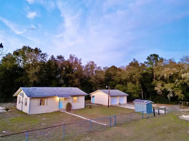 600 Wakulla Street, FLORAHOME