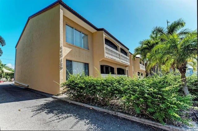129 Tyler Drive 101, SARASOTA