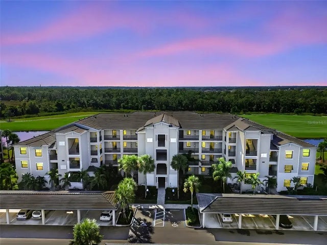 17902 Gawthrop Drive 208, BRADENTON