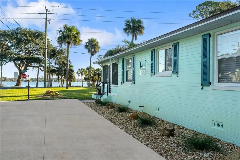1146 Riverside Drive, DAYTONA BEACH