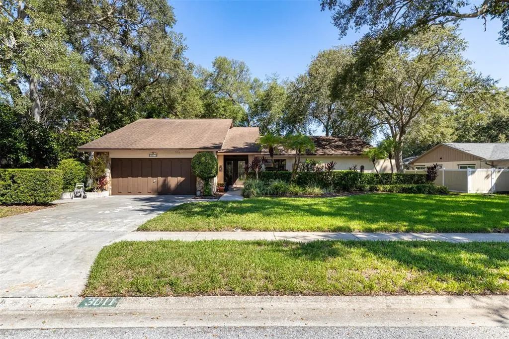 3011 Enisglen Dr, PALM HARBOR