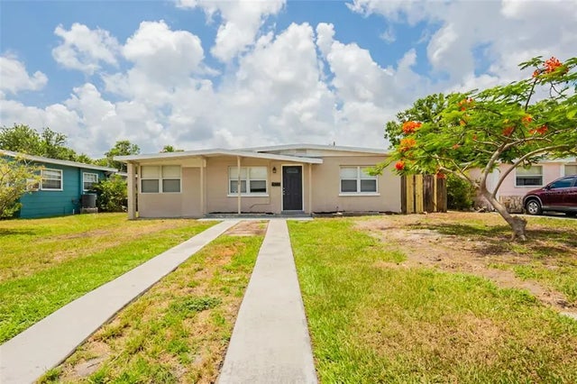 1020 58th Avenue N, ST PETERSBURG