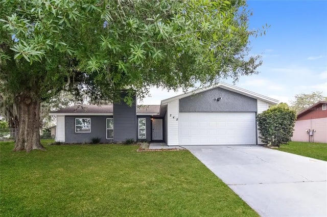 248 Lake Thomas Drive, WINTER HAVEN