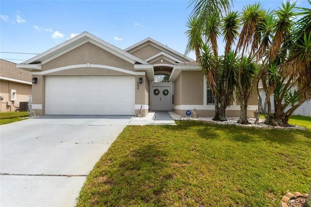 244 Halstead Drive, DAVENPORT