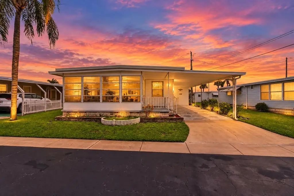 2000 E Bay Drive 87, LARGO
