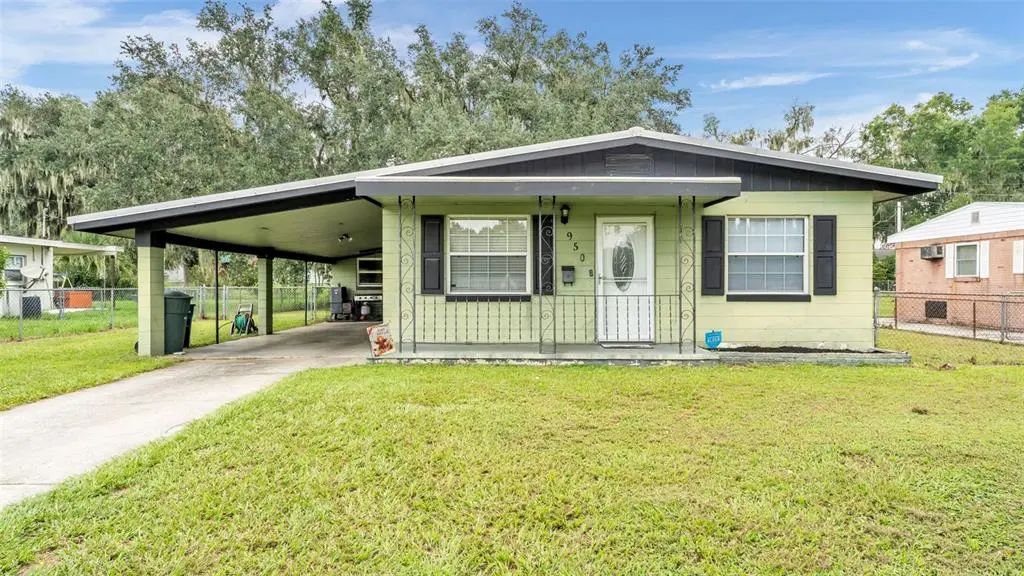 950 E Lake Drive, BARTOW