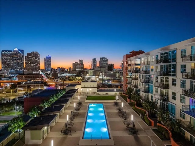 1120 E Kennedy Boulevard 1228, TAMPA