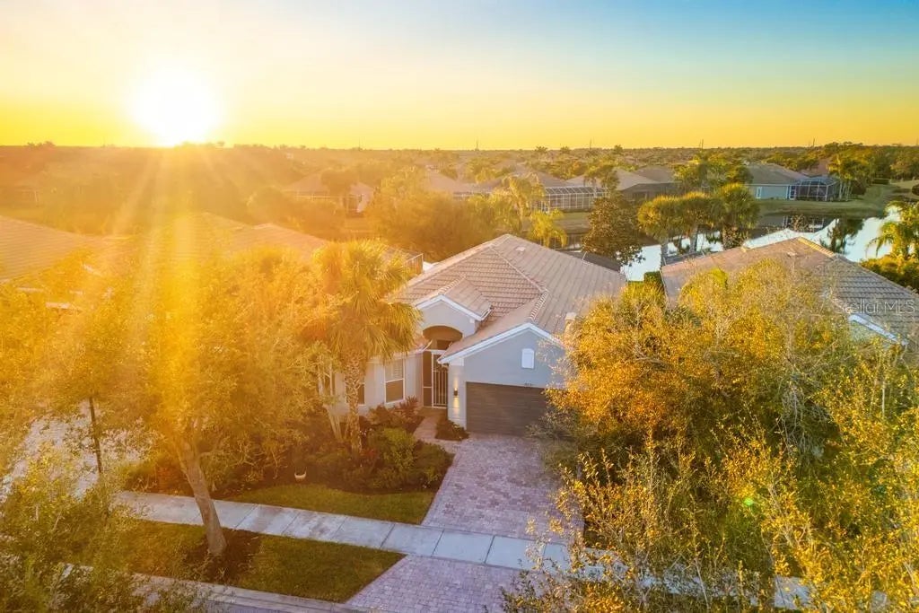 Photo of Listing #C7521671