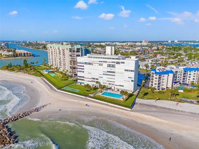 7000 Beach Plaza 205, ST PETE BEACH