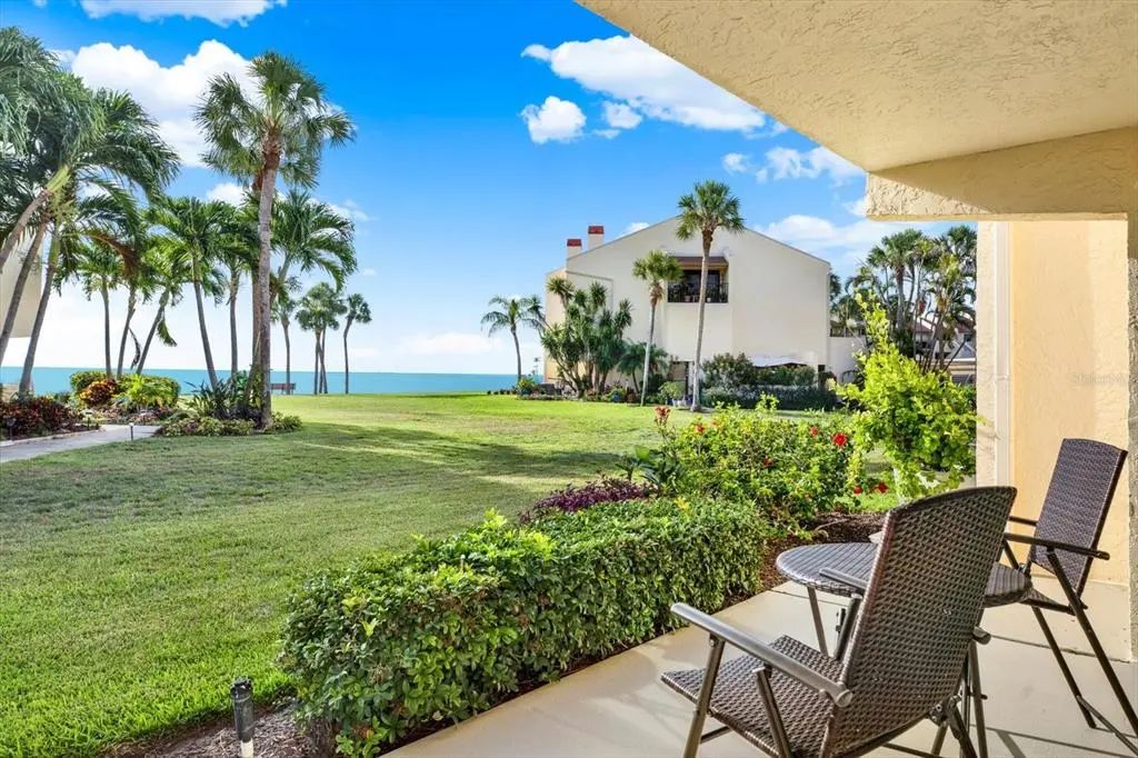 7530 Sunshine Skyway Lane S P7, ST. PETERSBURG