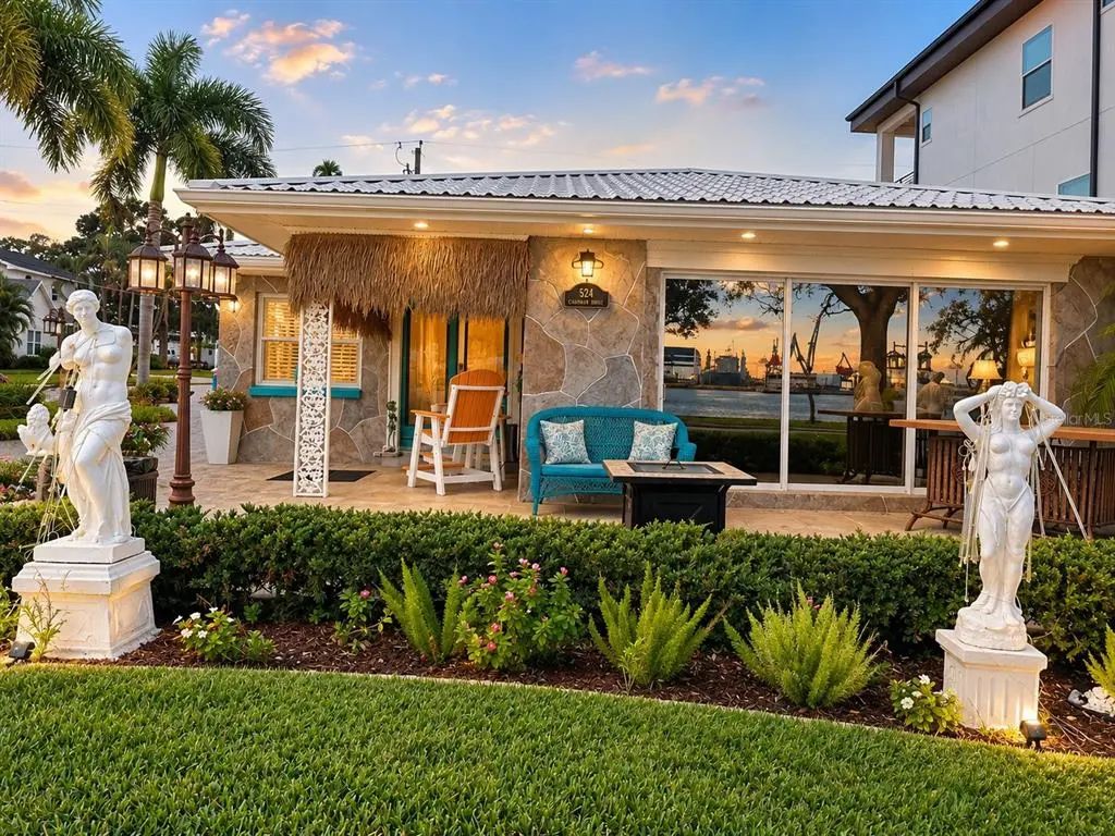 524 Channel Drive, TAMPA