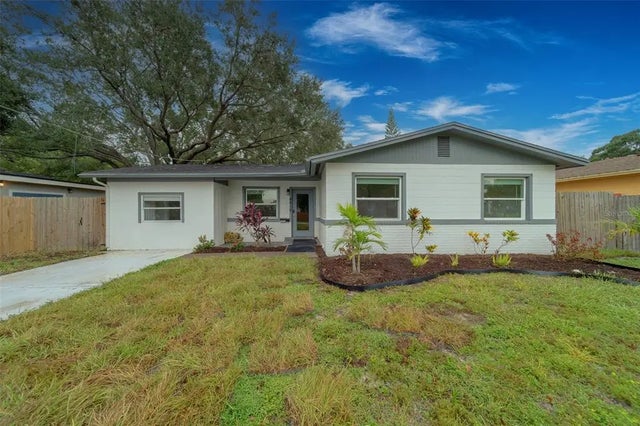 4418 W Prescott Street, TAMPA