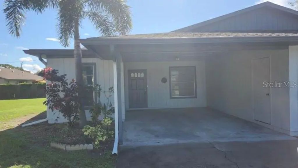 4007 78th Street W, BRADENTON