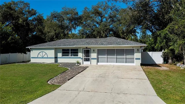 18530 Hottelet Circle, PORT CHARLOTTE