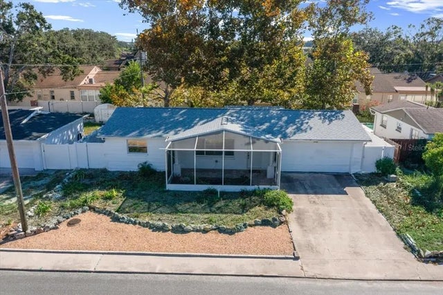 1118 Classic Drive, HOLIDAY