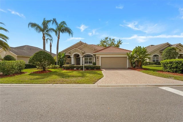 6582 Waters Edge Way, LAKEWOOD RANCH