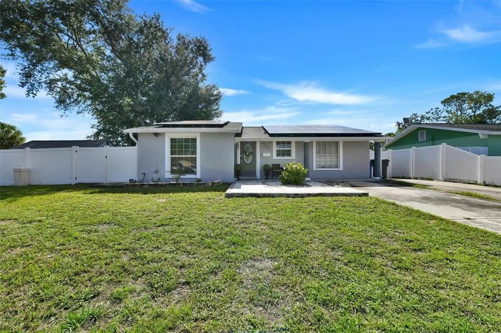 8845 Auburn Way, TAMPA