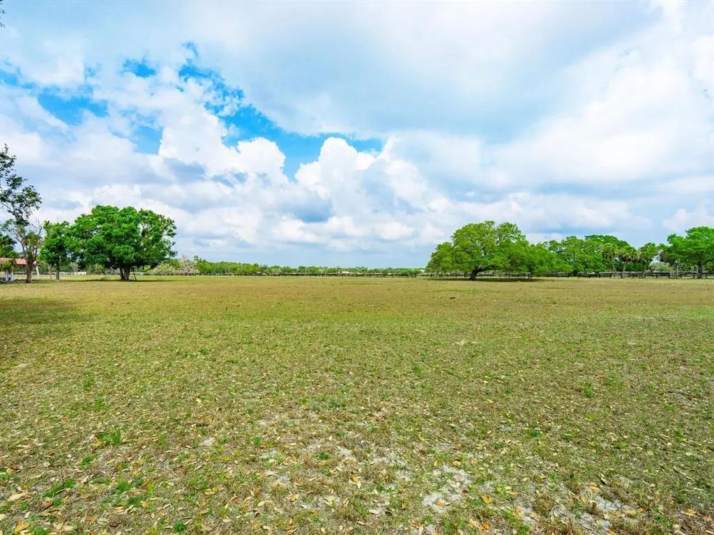 Gulf Shores Realty: 43 dc8355fab060c990c3731c3a84afd271 l