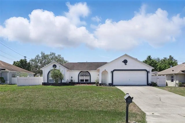 417 Jeffers Street, DELTONA
