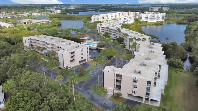 6425 Shoreline Drive 10403, ST PETERSBURG