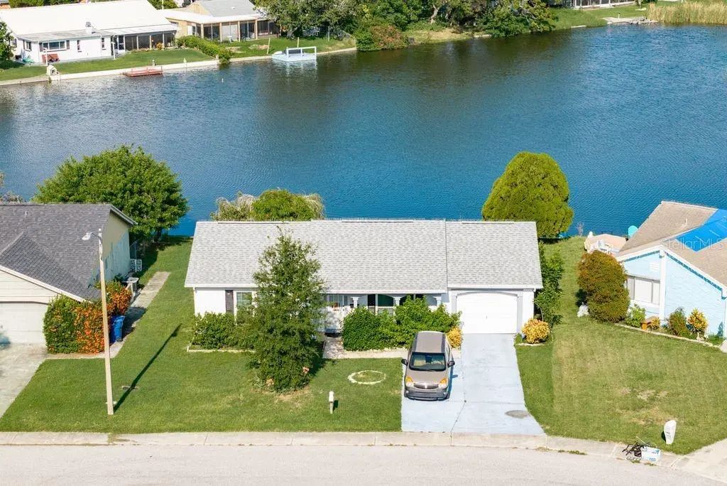 3552 Bluebell Lane, HOLIDAY