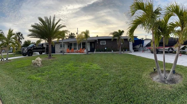 5235 40th Street S, ST PETERSBURG