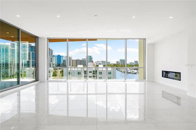 111 Golden Gate 602, SARASOTA