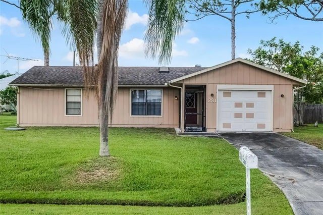 281 Ne Greenbrier Avenue, PORT ST LUCIE