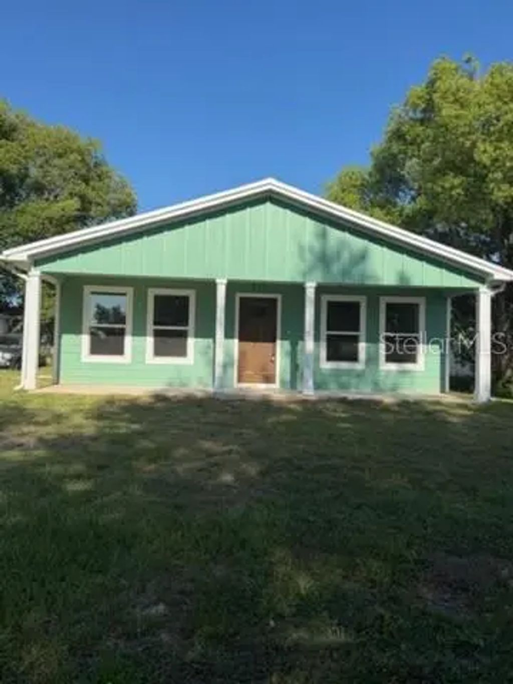 521 Skyline Drive E, LAKELAND