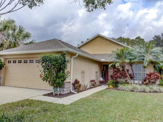 731 Lake Clark Court, LAKELAND