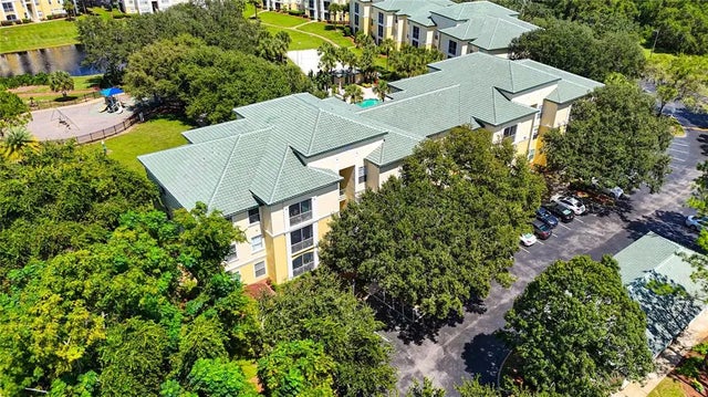 8836 Dunes Court 208, KISSIMMEE