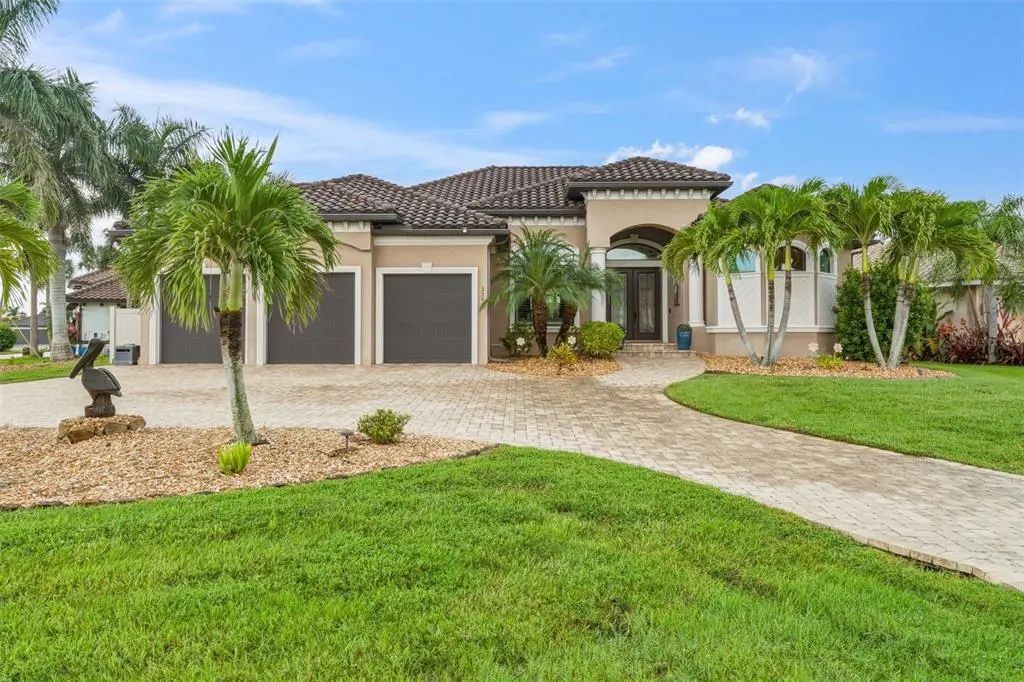 325 Segovia Drive, PUNTA GORDA