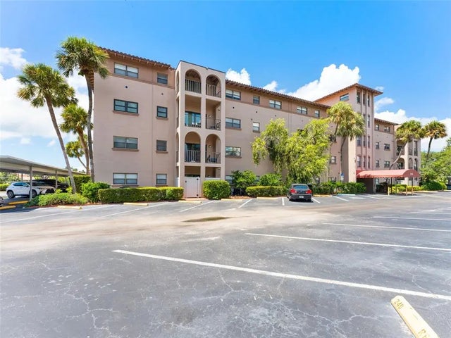 6150 Gulfport Blvd 404, GULFPORT