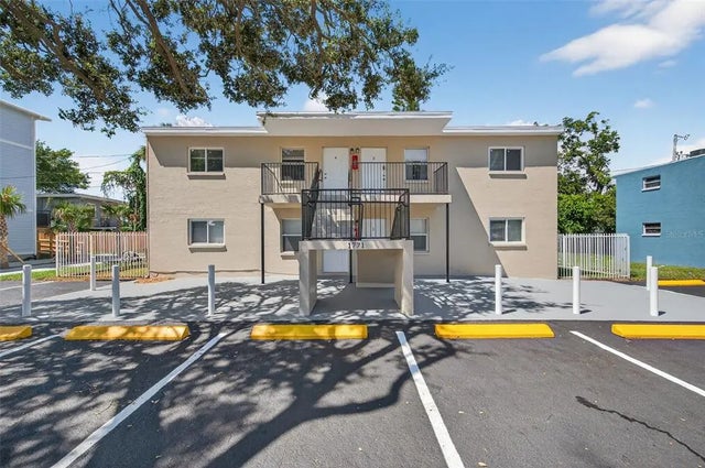 1771 Russell Street S 4, ST PETERSBURG