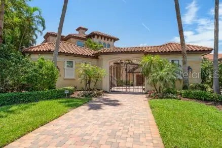 841 Ponce De Leon Drive, ST PETERSBURG