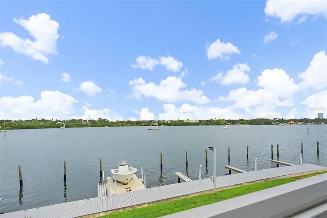 105 Pompano Drive Se C, ST PETERSBURG