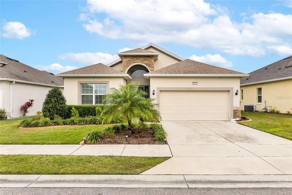 8683 Bridgeport Bay Circle, MOUNT DORA