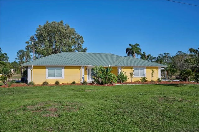 6589 Banyan Drive, INDIAN LAKE ESTATES