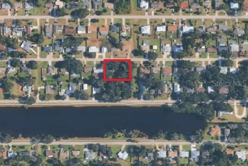 Kumquat Drive, EDGEWATER