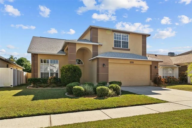 11327 Clayridge Drive, TAMPA