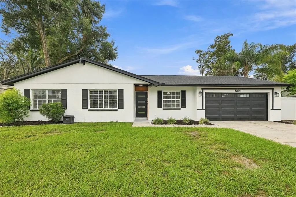 509 Clemons Road, BRANDON